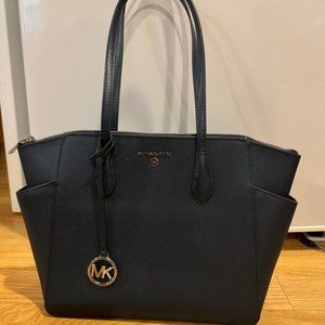 Marilyn Medium Saffiano Leather Tote Bag